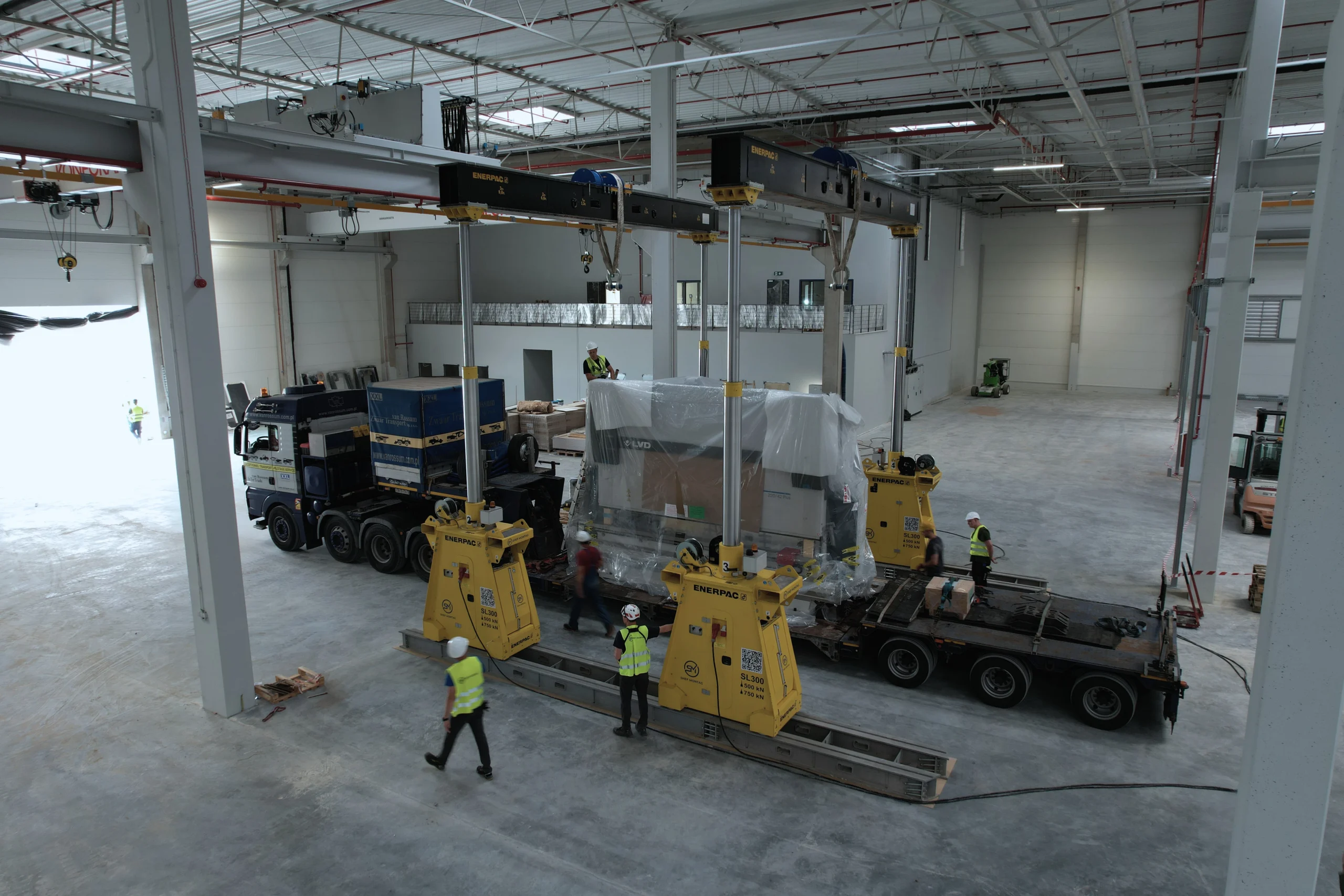 Installation of 70-tonne equipment for Fortaco